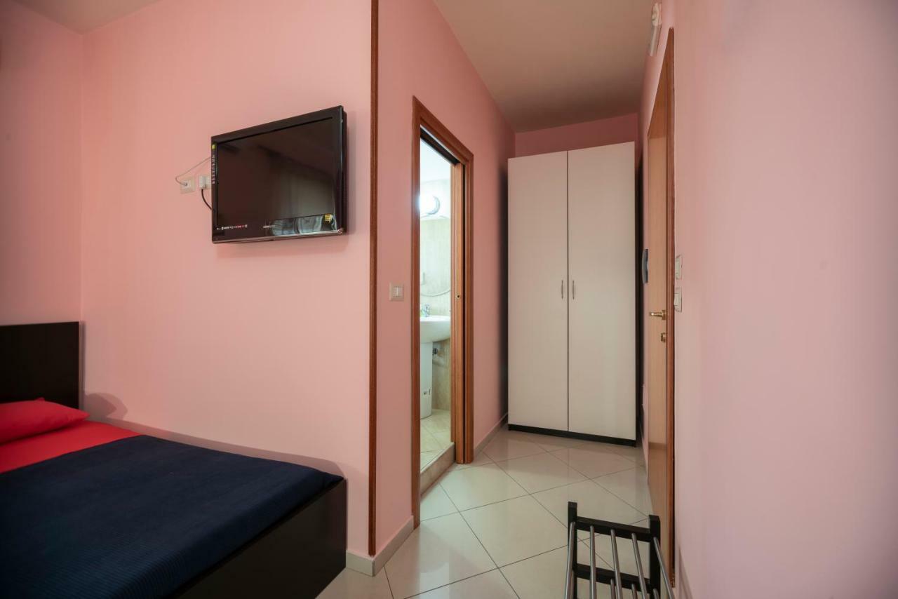 Sun And Beach Catona Di Reggio Calabria Exterior photo